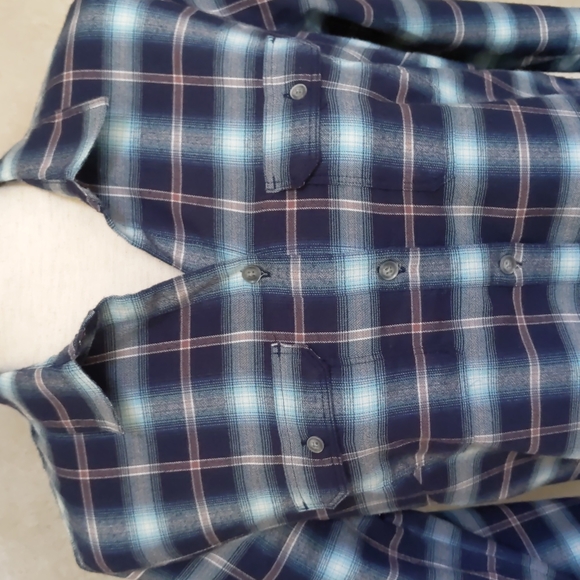Eddie Bauer Flannel Button Up - Picture 2 of 6
